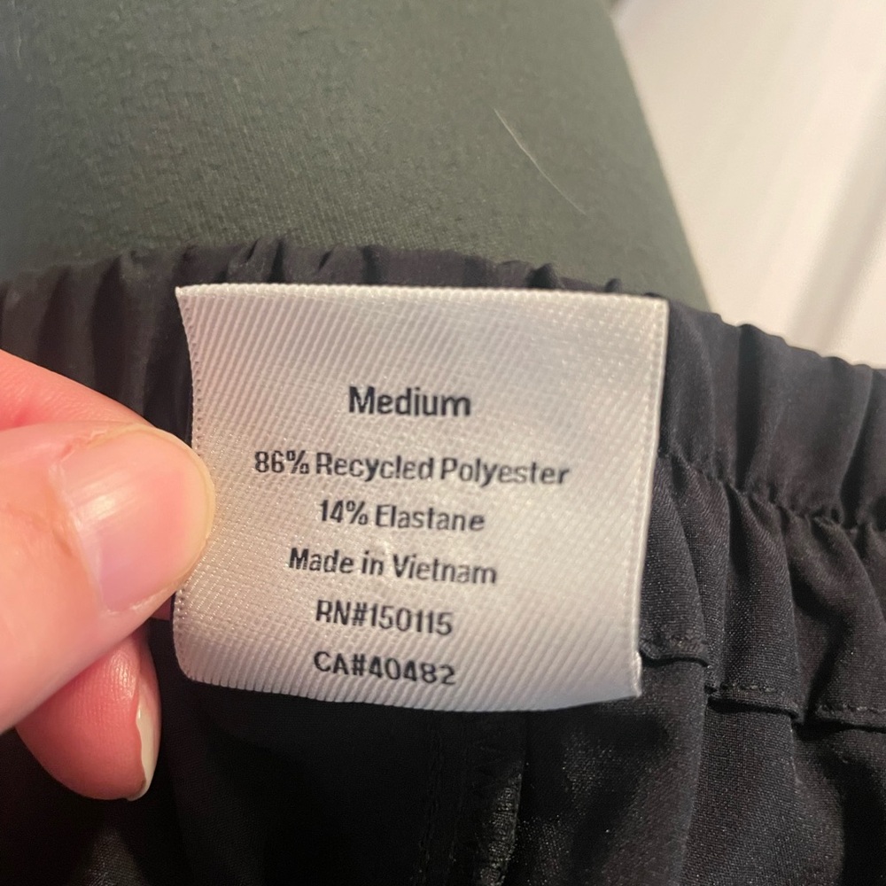 Varley Black Trousers - Picture 2 of 4